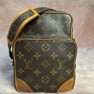 Authentic Amazone Louis Vuitton Crossbody